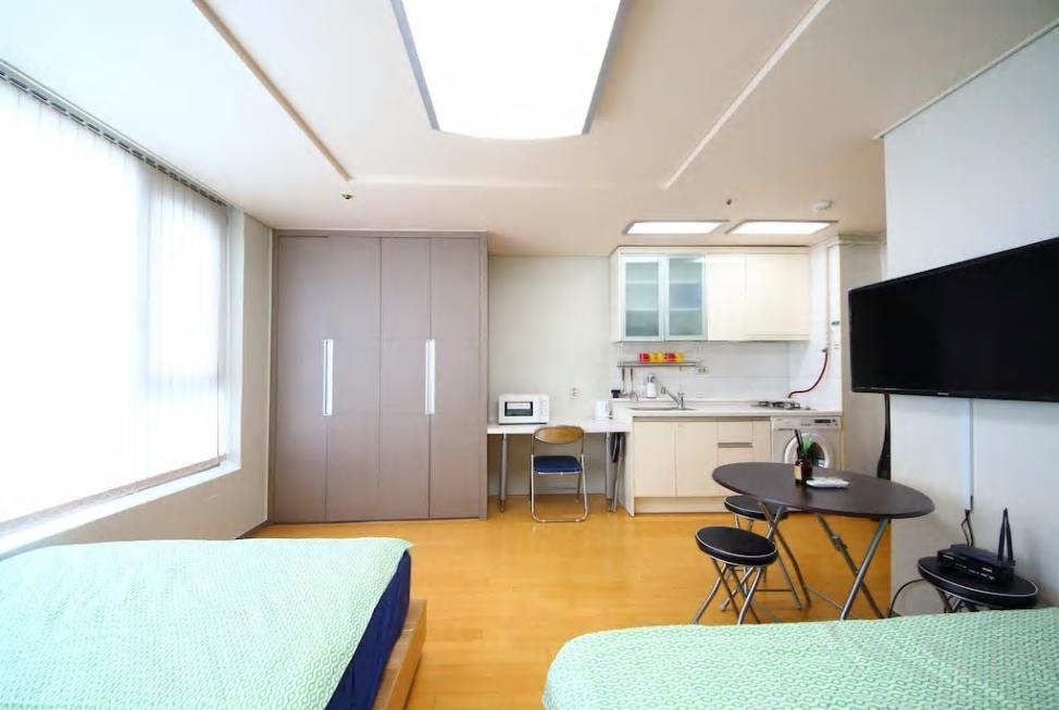 Apartment Hapjeong Sweet House